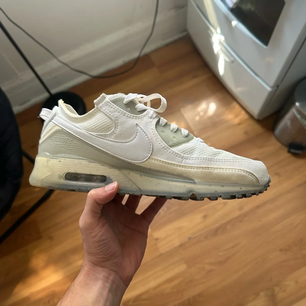 Nike Air Max Terrascape 90 in ‘Triple White’ - Picture 4 of 6